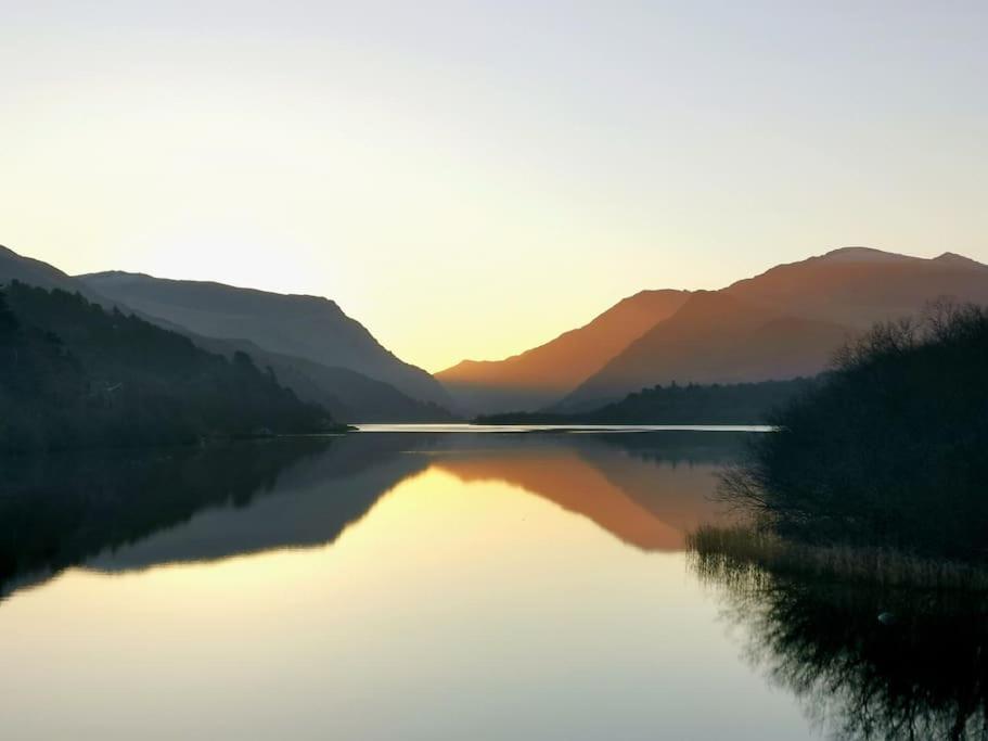 Perfect For Snowdon. Groups, Families+Dogs Welcome Llanberis Eksteriør bilde