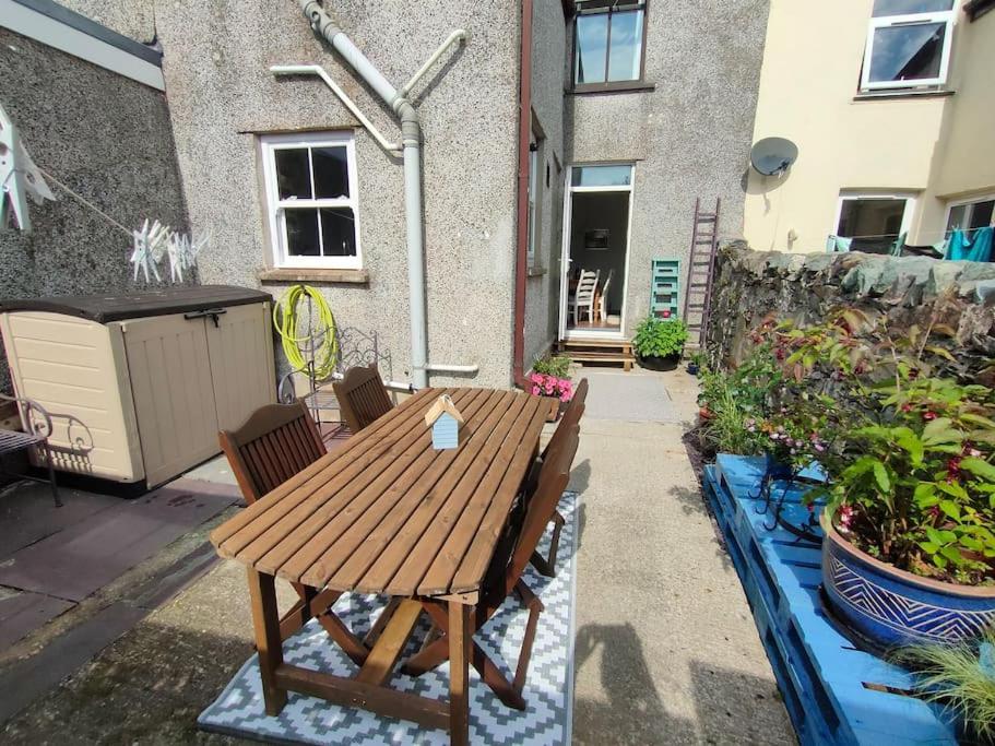 Perfect For Snowdon. Groups, Families+Dogs Welcome Llanberis Eksteriør bilde
